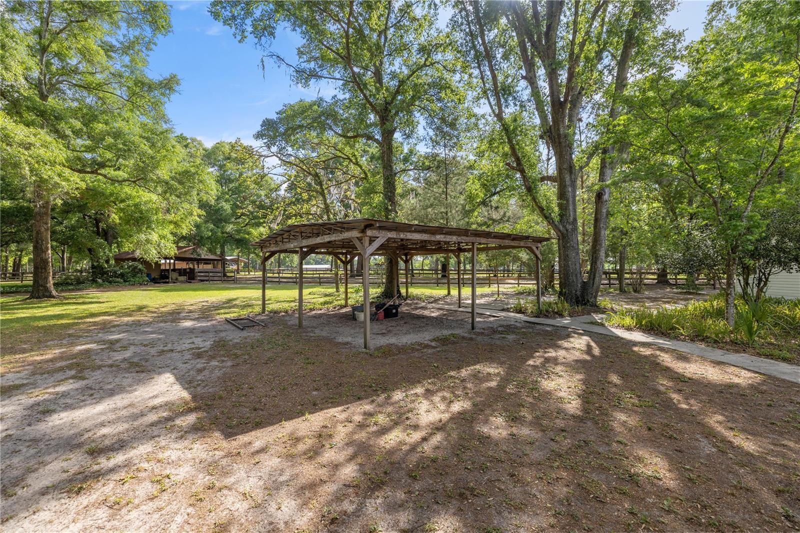 ROLLING HILLS UNIT 5 - Residential