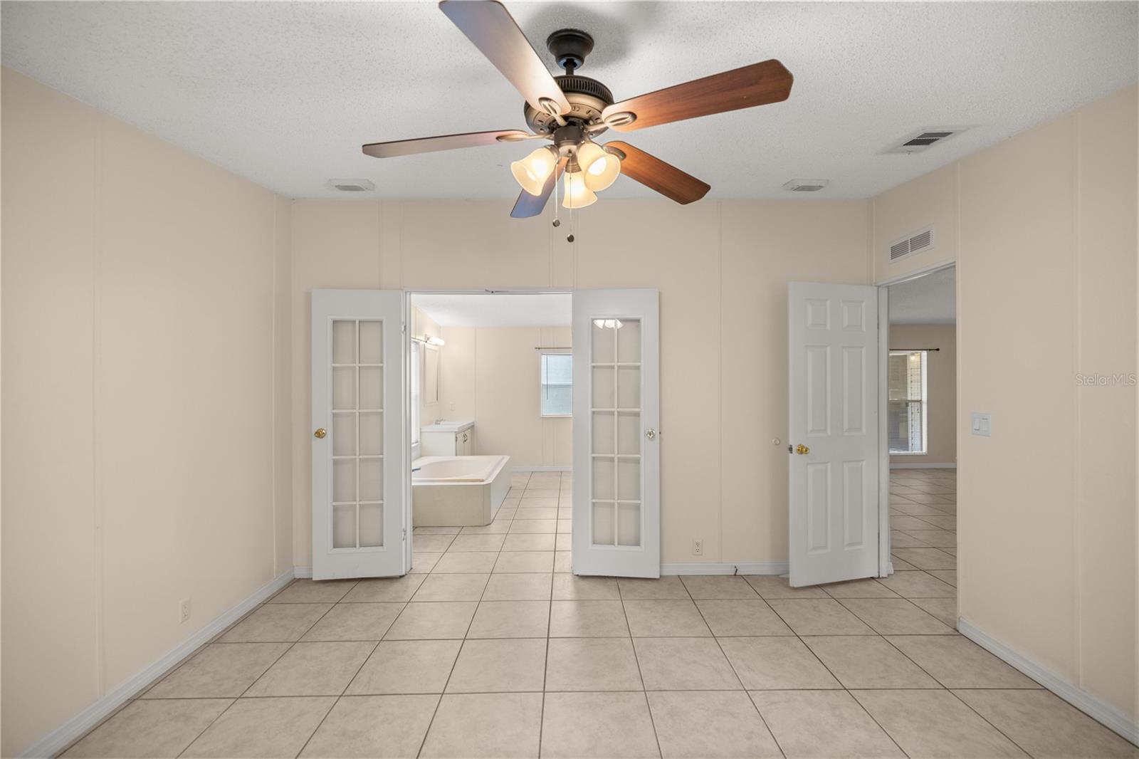 ROLLING HILLS UNIT 5 - Residential