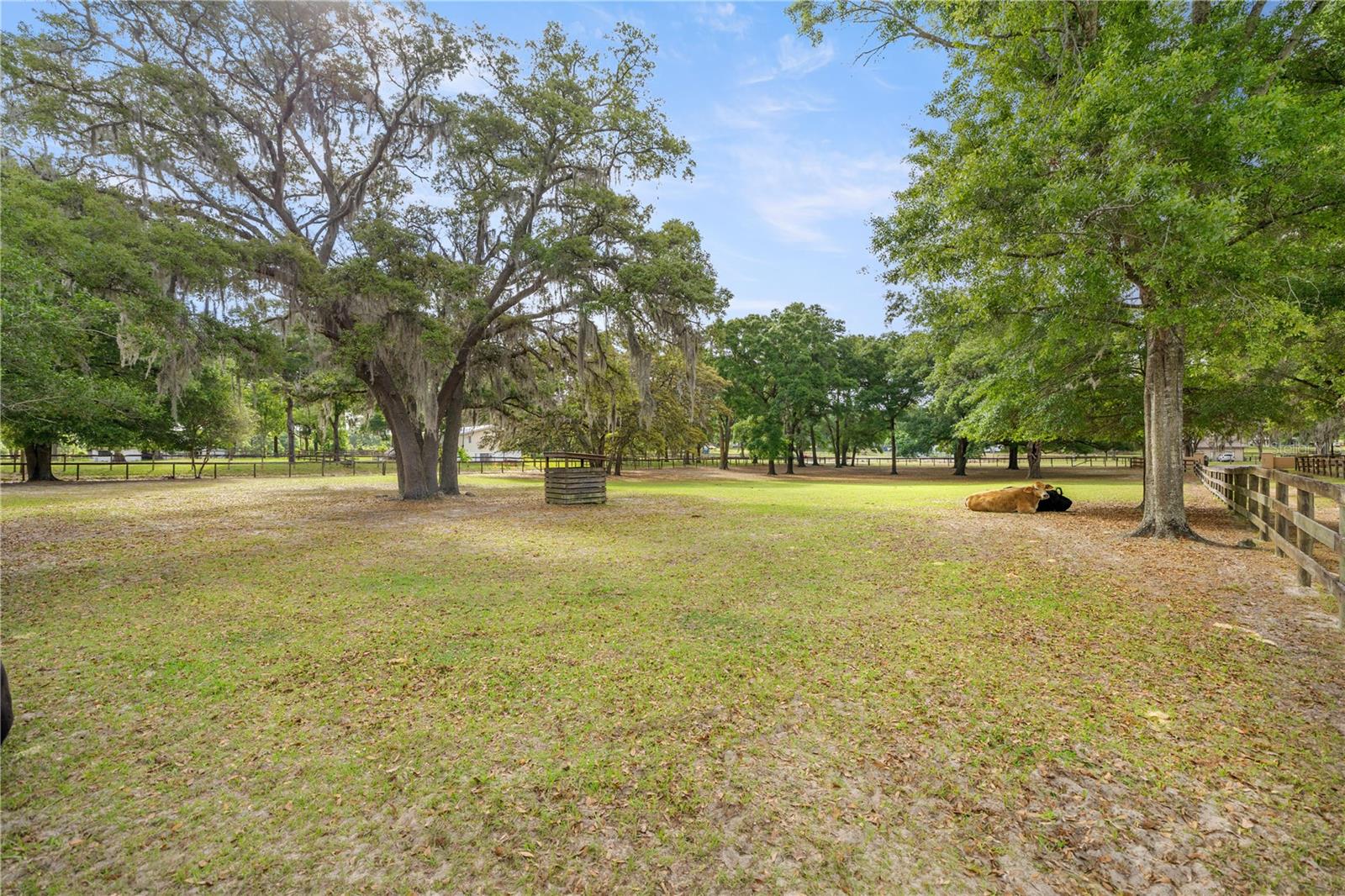 ROLLING HILLS UNIT 5 - Residential