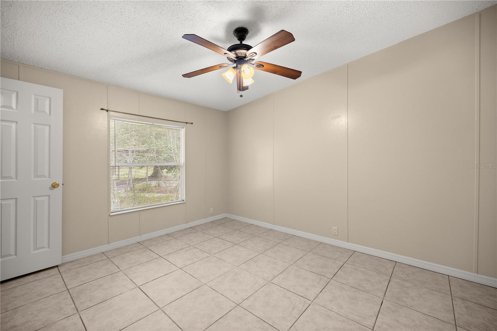 ROLLING HILLS UNIT 5 - Residential