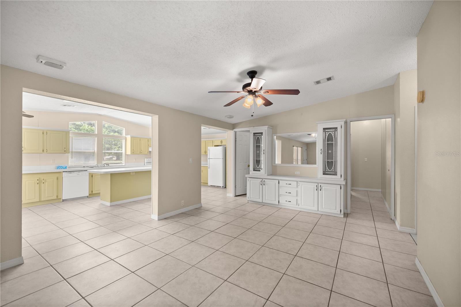 ROLLING HILLS UNIT 5 - Residential