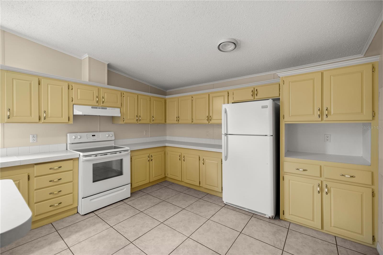 ROLLING HILLS UNIT 5 - Residential