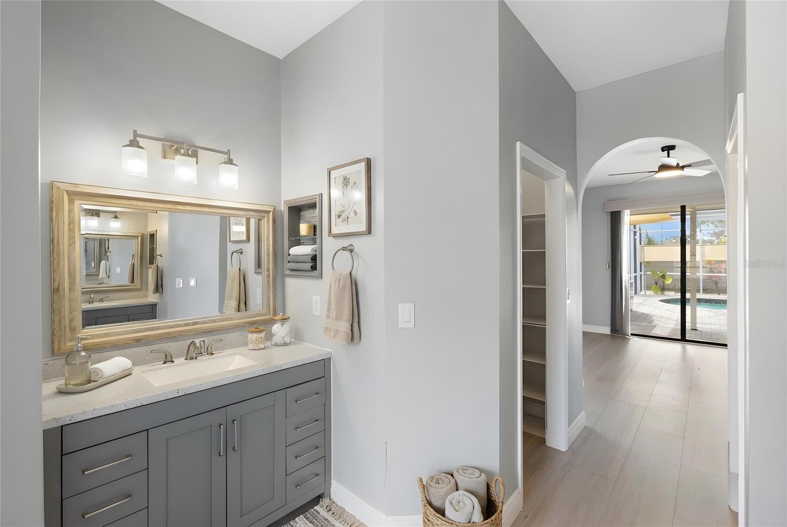 VINTAGE CREEK - Residential