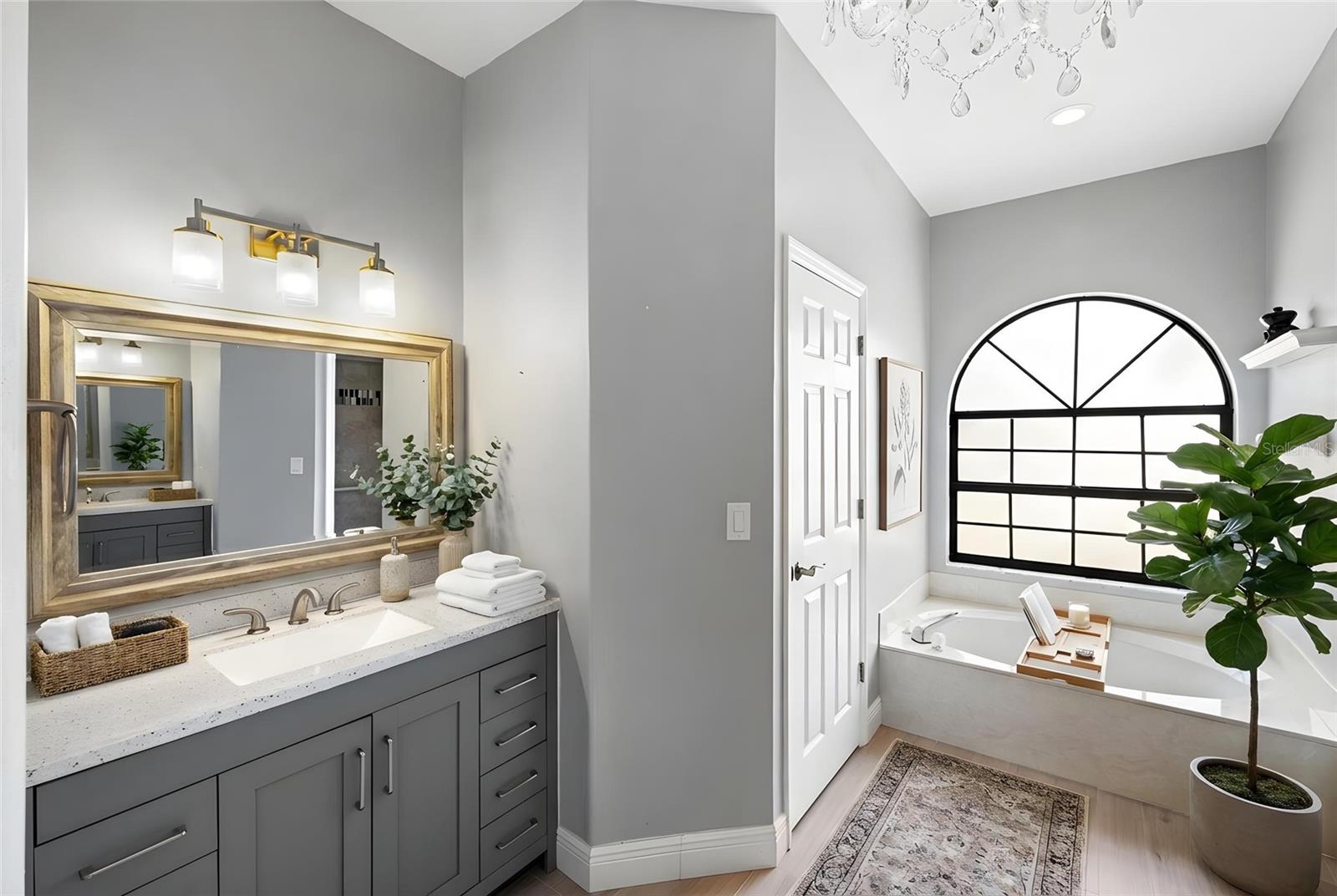 VINTAGE CREEK - Residential