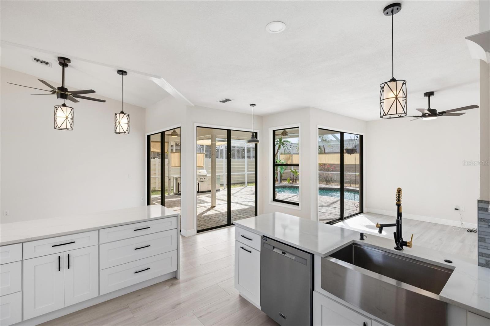 VINTAGE CREEK - Residential