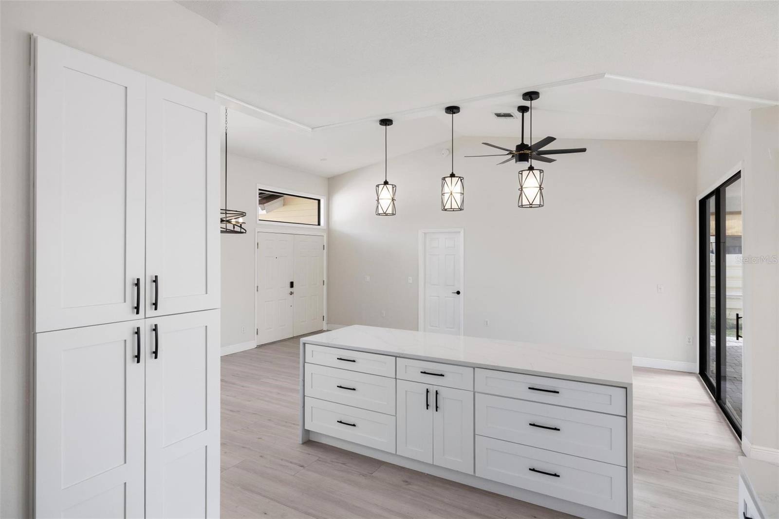 VINTAGE CREEK - Residential