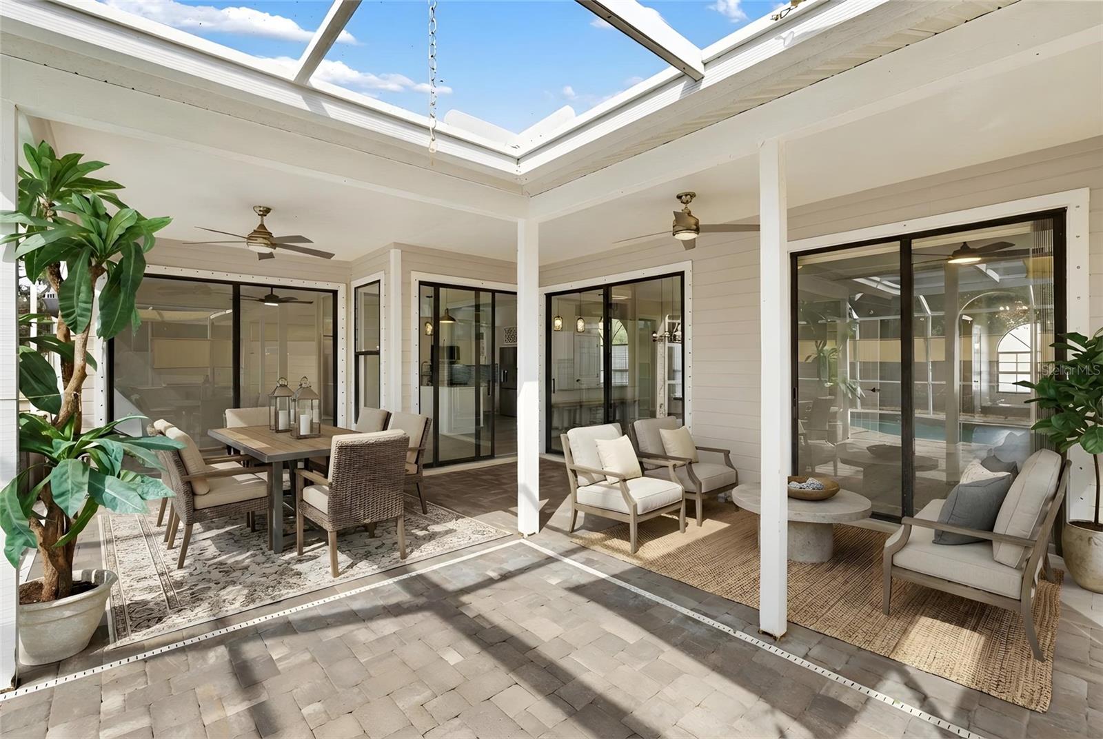 VINTAGE CREEK - Residential