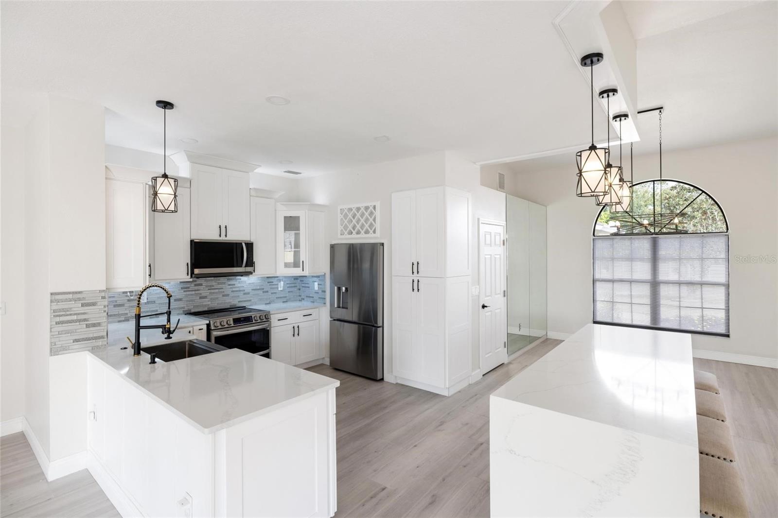 VINTAGE CREEK - Residential