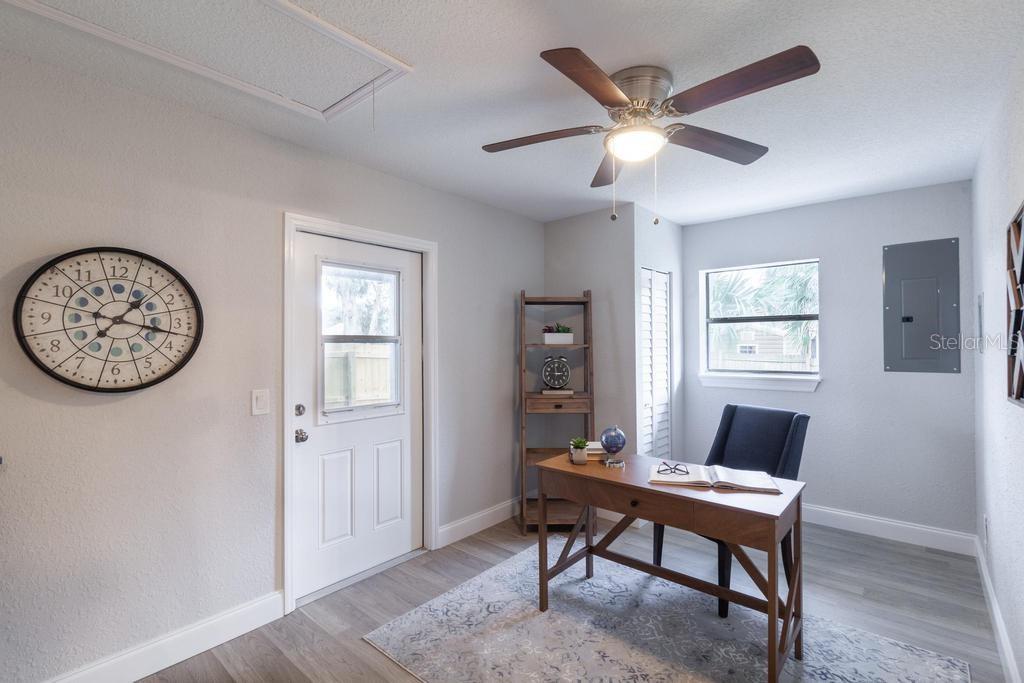 Florida Shores 01 - Residential