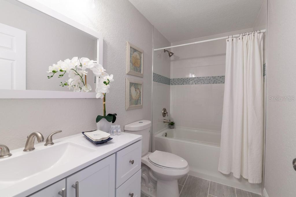 Florida Shores 01 - Residential