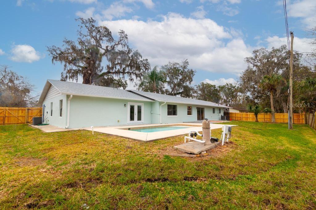 Florida Shores 01 - Residential