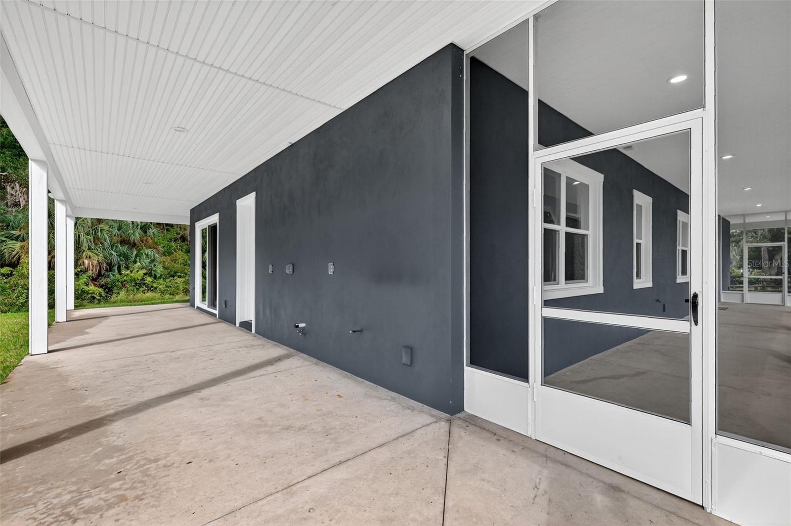 JOHNSONS MARY K & T S - Residential