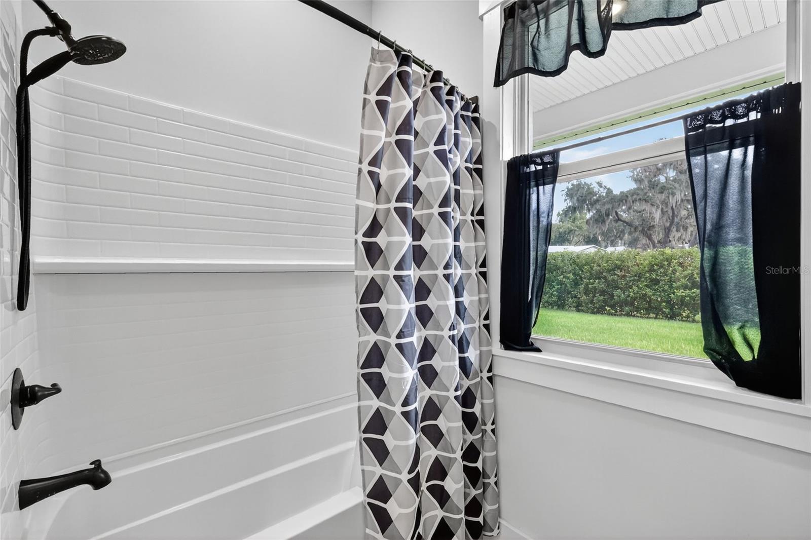 JOHNSONS MARY K & T S - Residential