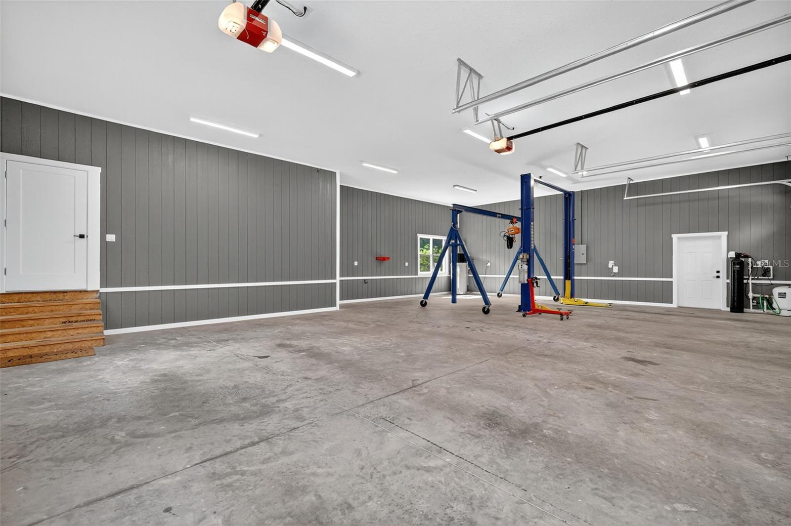 JOHNSONS MARY K & T S - Residential