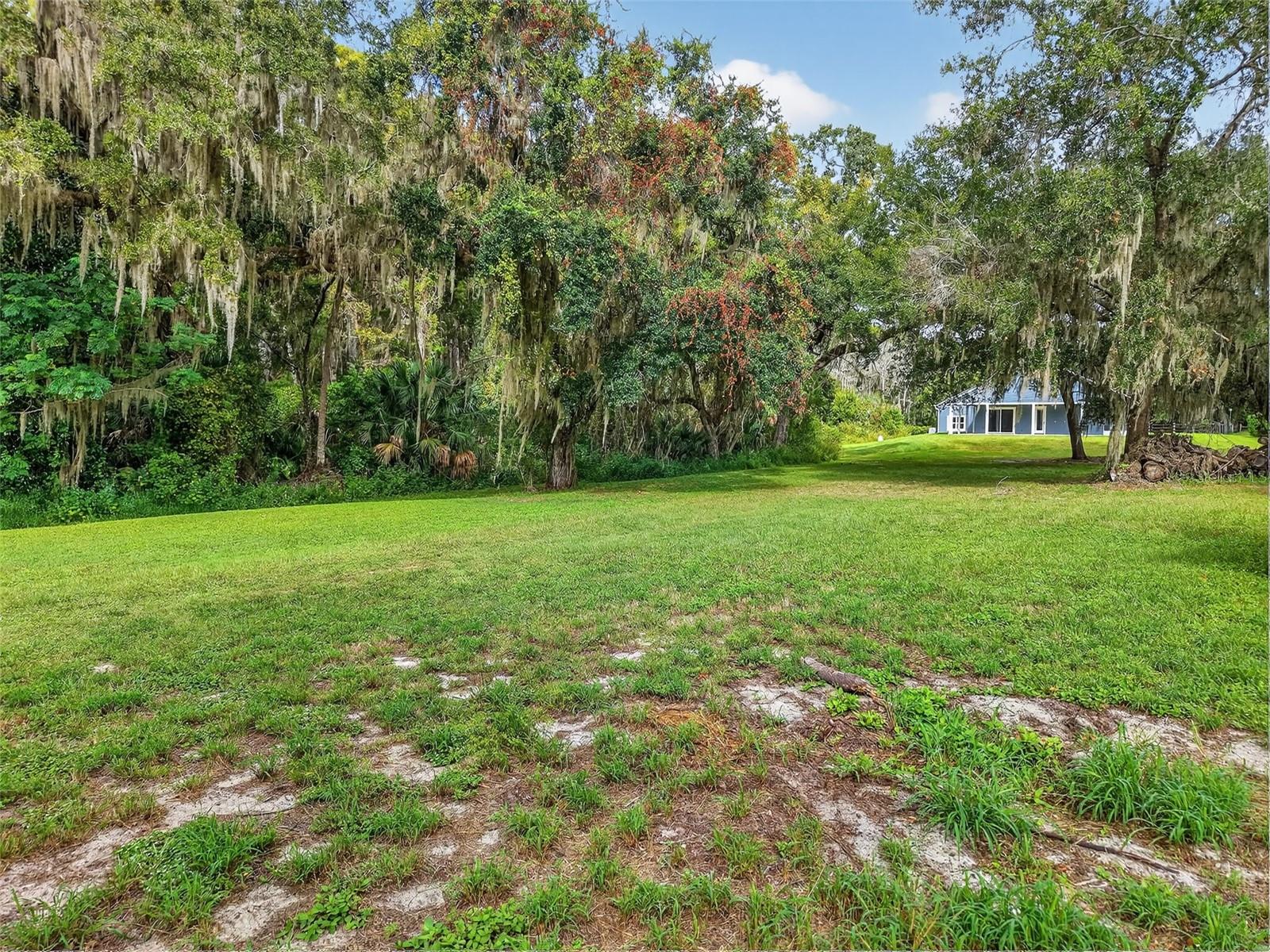 JOHNSONS MARY K & T S - Residential