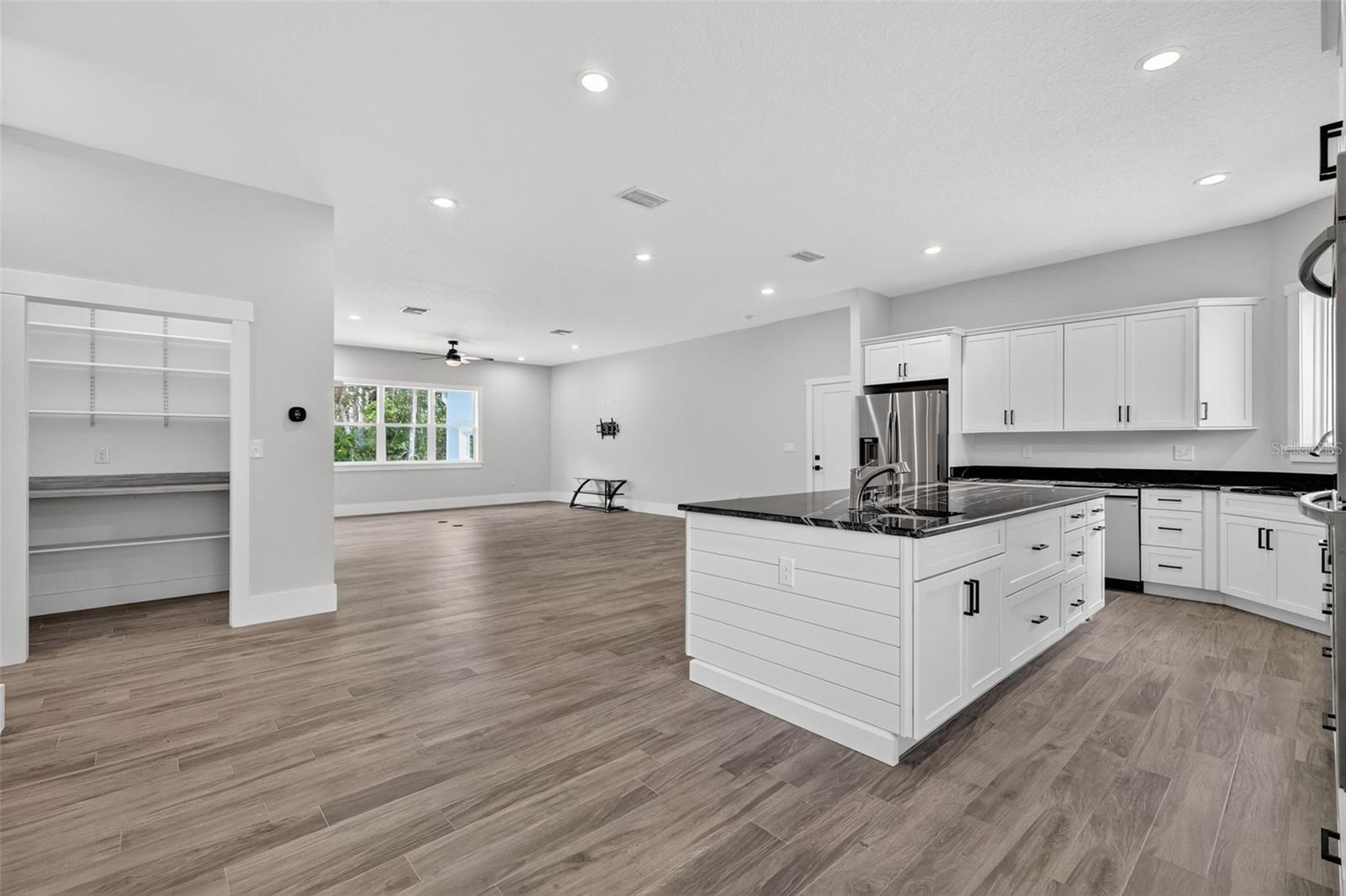 JOHNSONS MARY K & T S - Residential