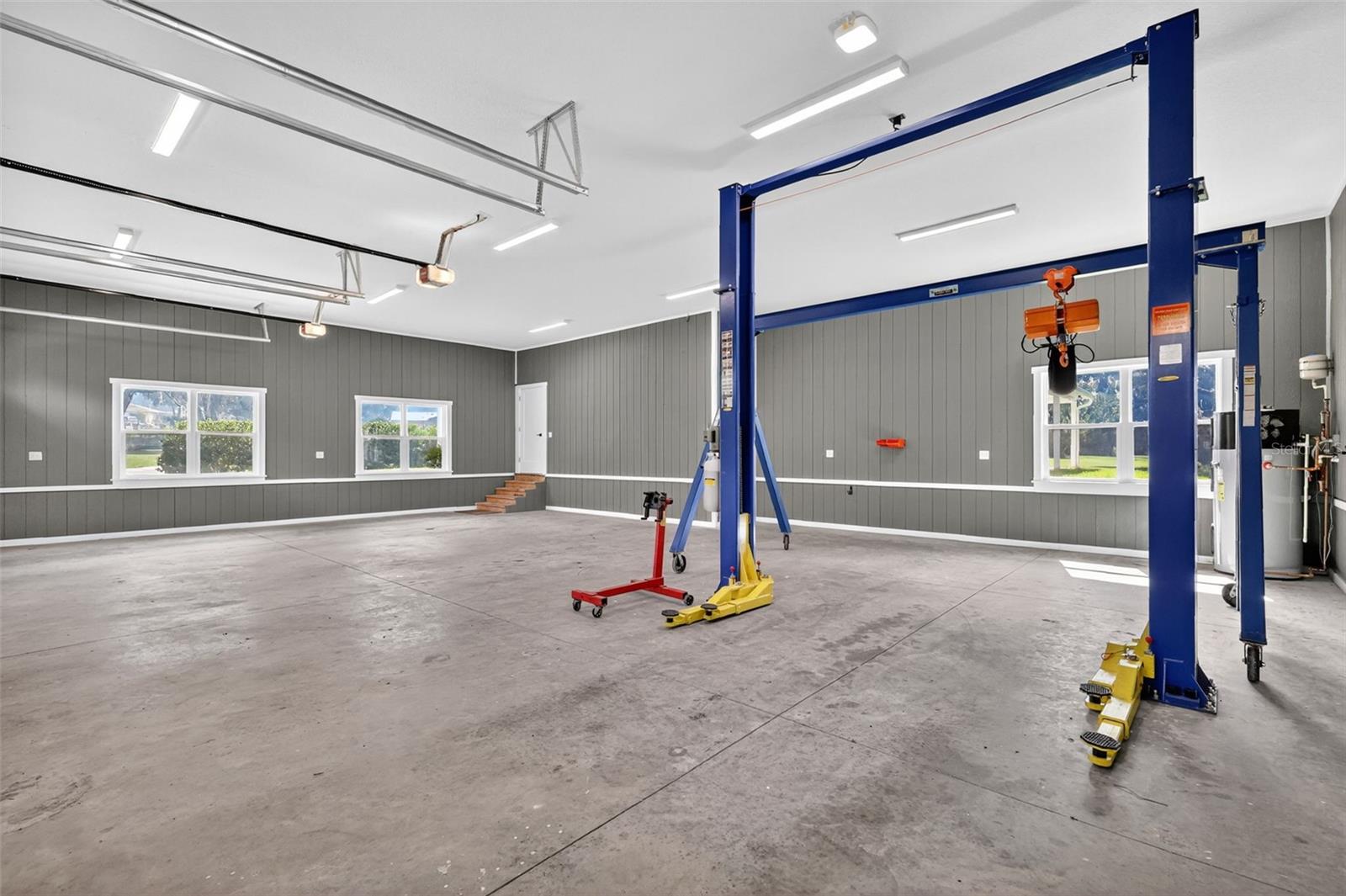 JOHNSONS MARY K & T S - Residential