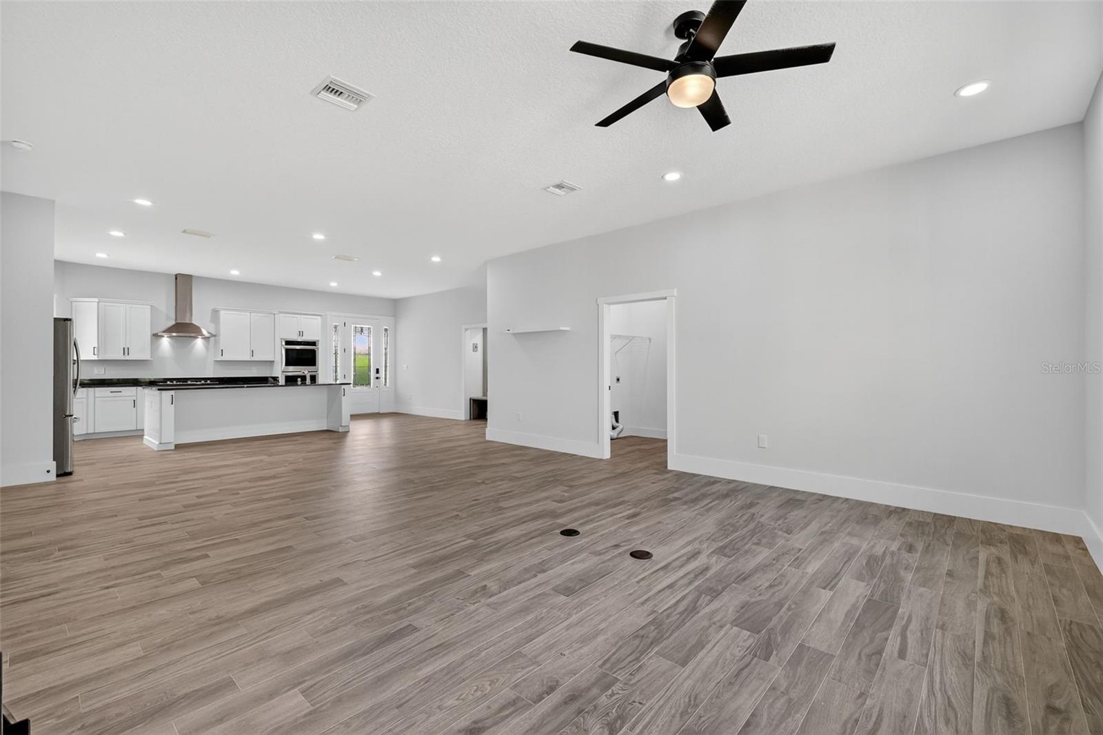 JOHNSONS MARY K & T S - Residential