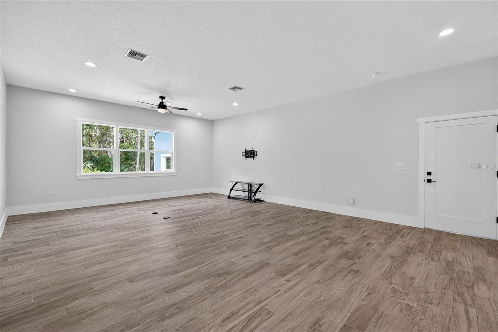 JOHNSONS MARY K & T S - Residential
