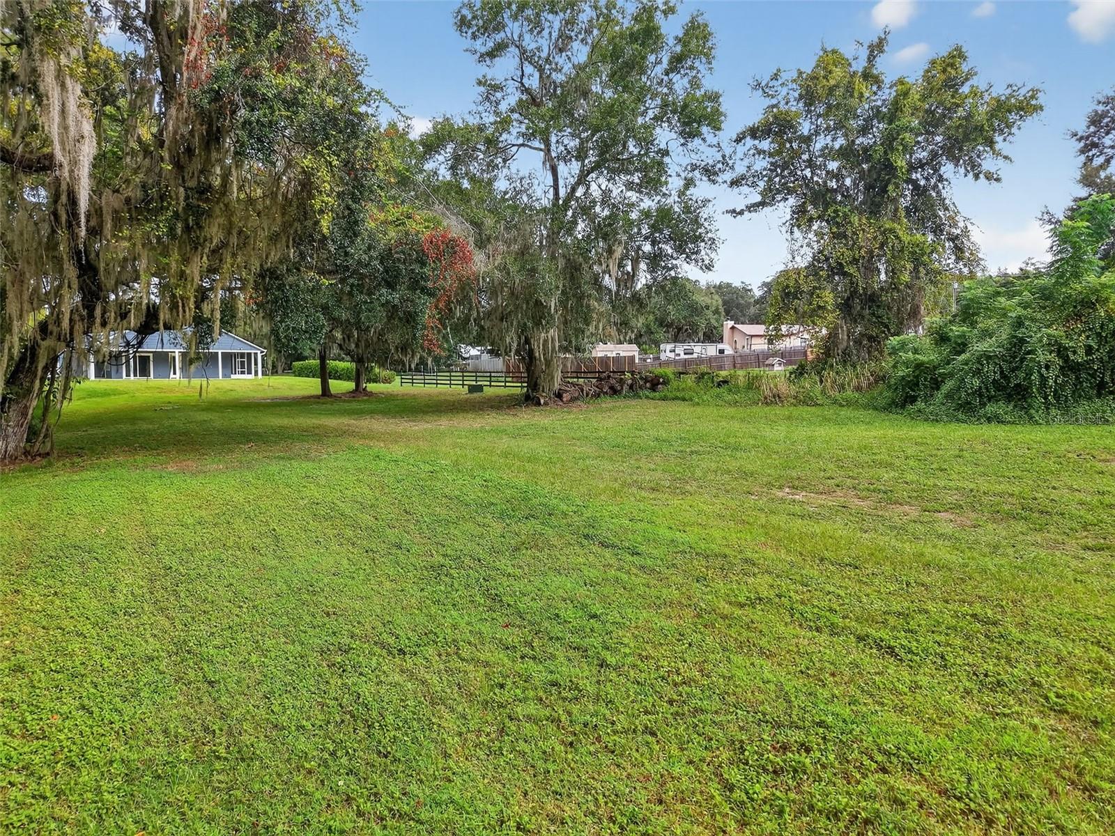 JOHNSONS MARY K & T S - Residential