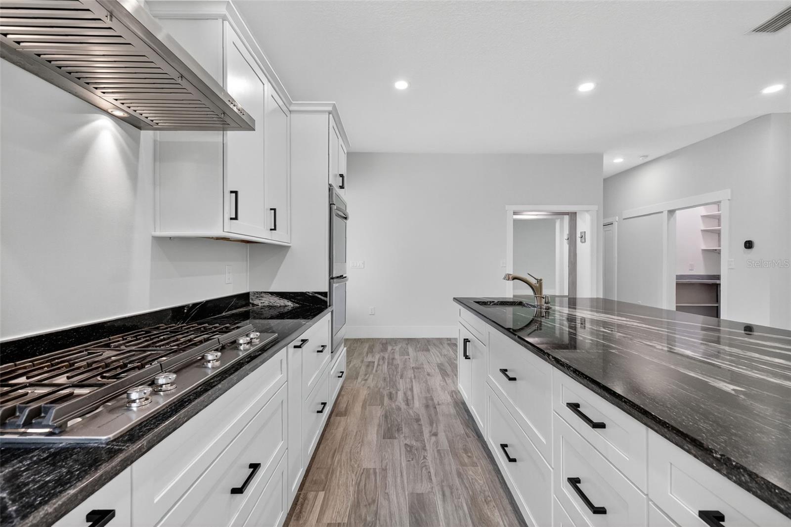 JOHNSONS MARY K & T S - Residential