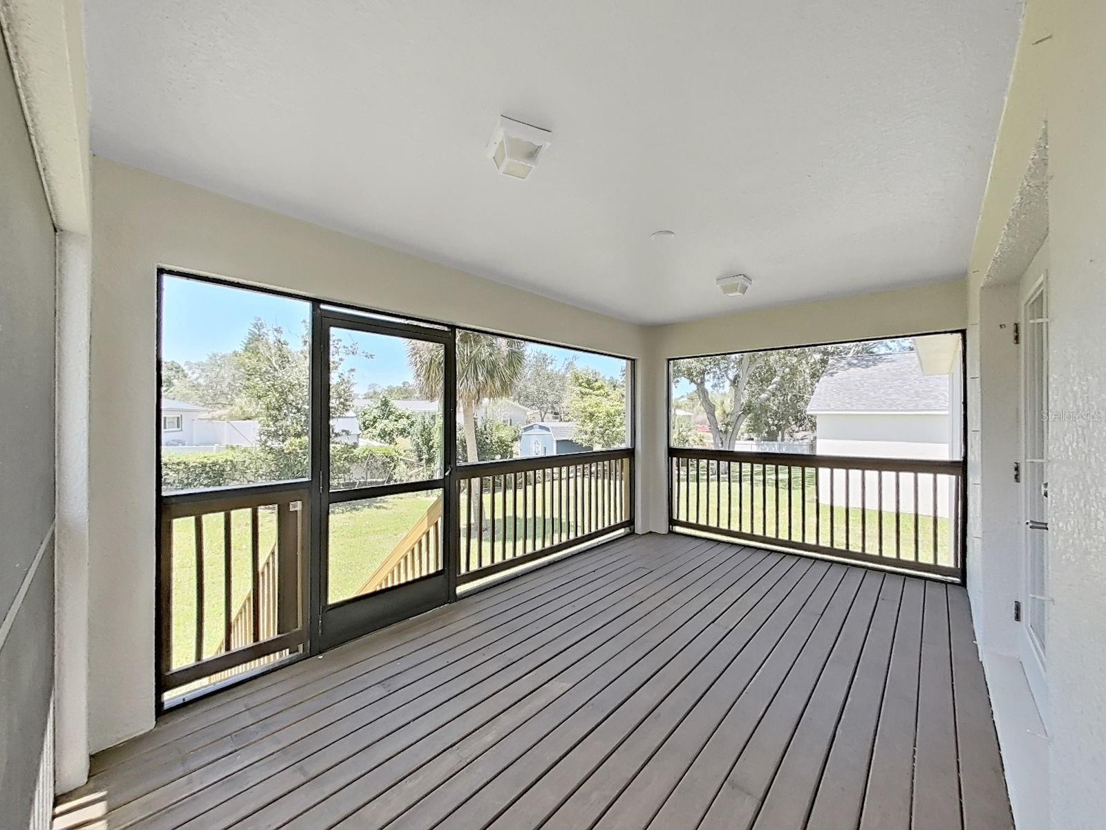 1025 LAKE AVOCA PLACE