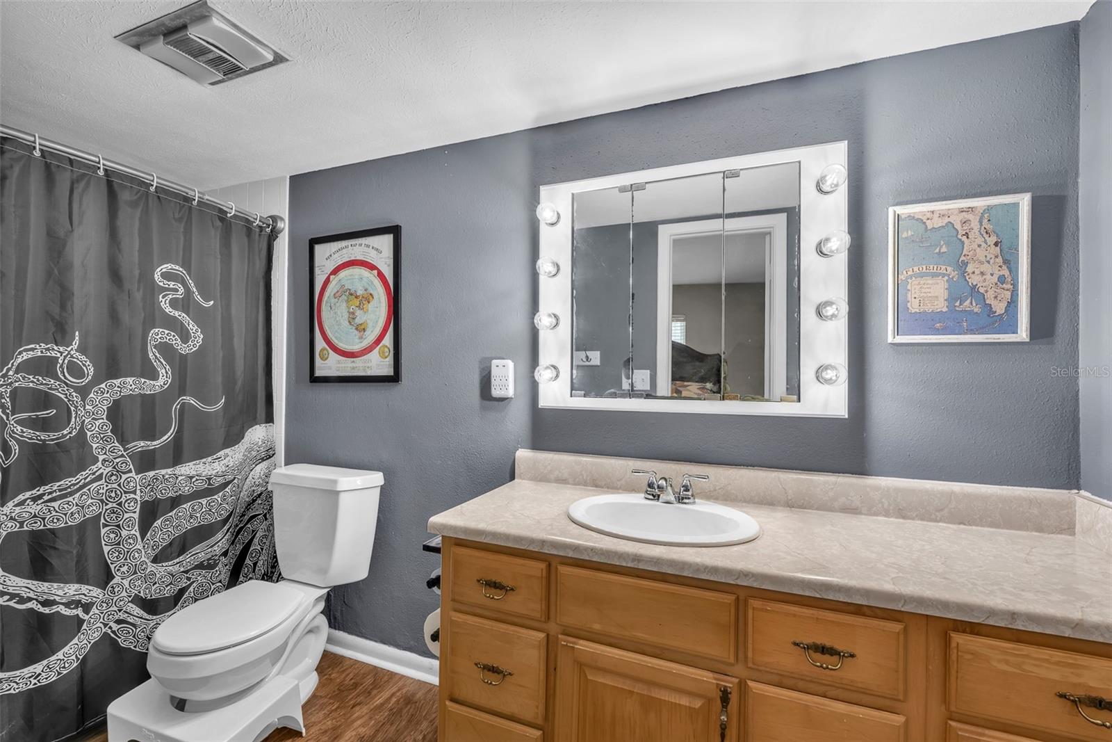 COUNTRYSIDE MANOR SUB - Residential