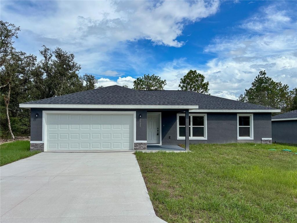 Photo of 2529 SW Breezy Point Drive, Dunnellon, FL 34431 (MLS # OM711105)
