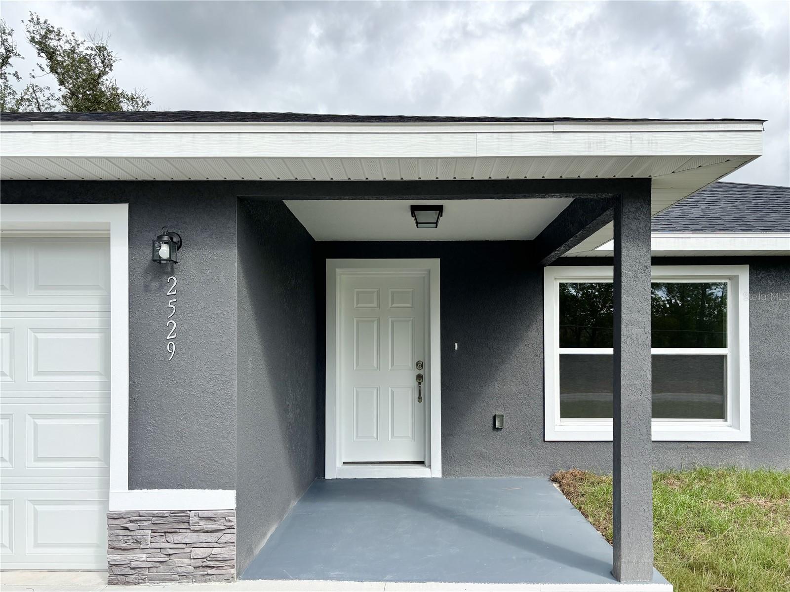 RAINBOW LAKES ESTATE - Residential