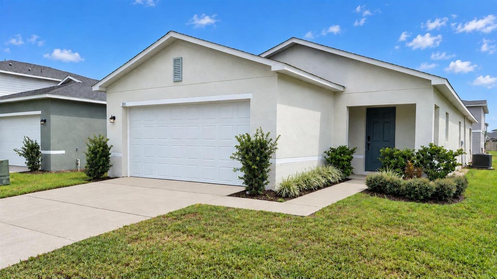 Photo of 1234 Chester Avenue, Haines City, FL 33844 (MLS # O6449458)