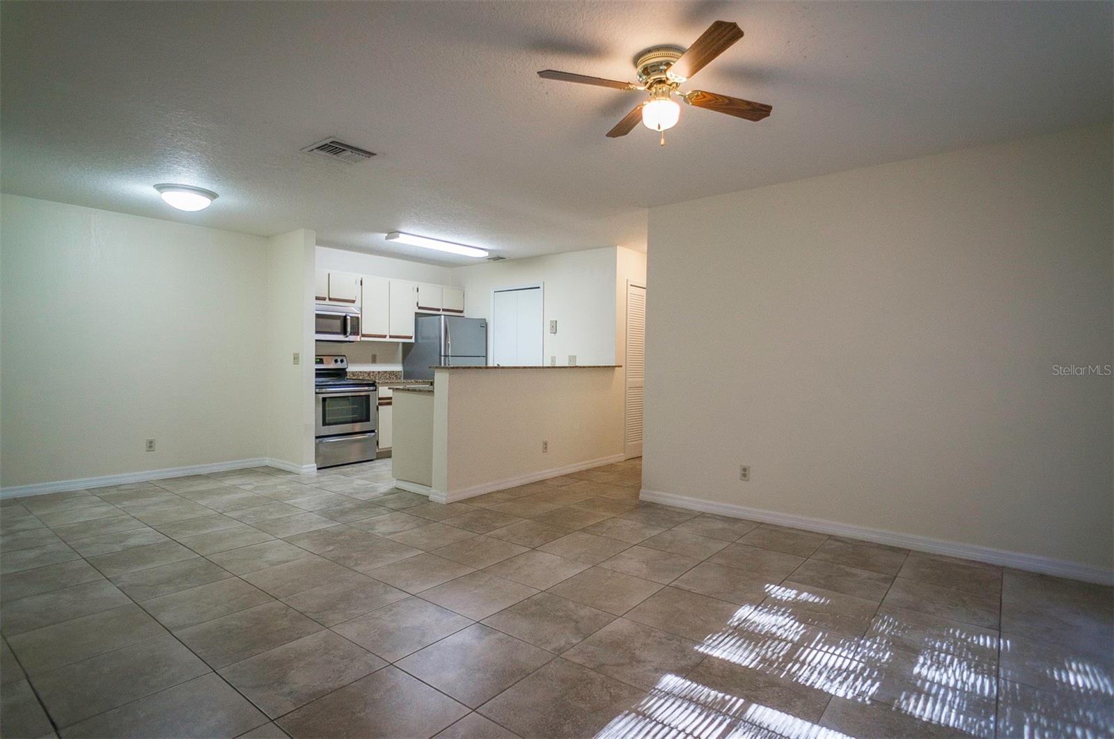 CENTRAL PARK - Residential Lease