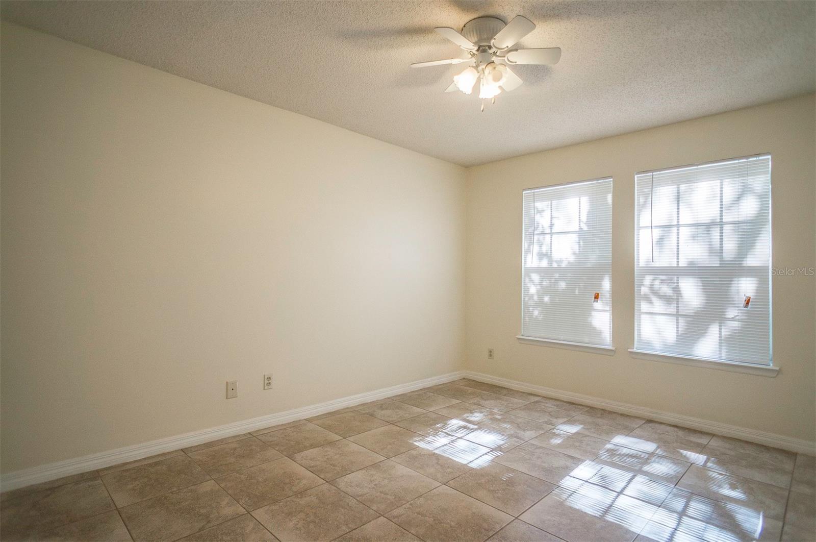 CENTRAL PARK - Residential Lease