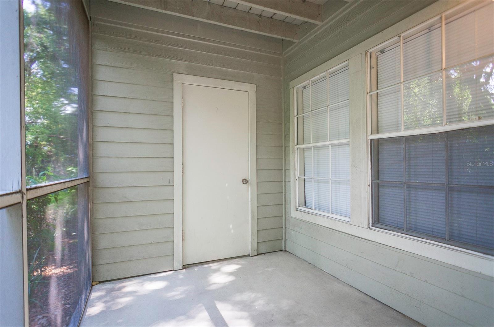 CENTRAL PARK - Residential Lease