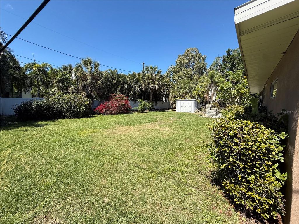 Photo of 144 Almedo Way NE, St Petersburg, FL 33704 (MLS # TB8492858)