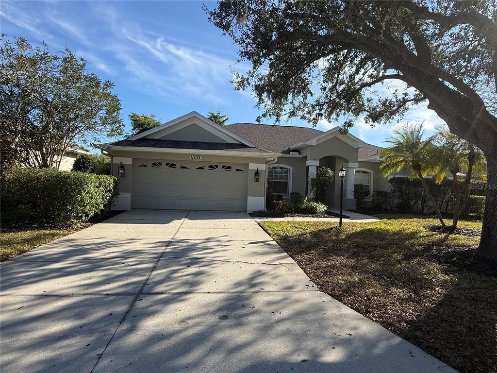 Photo of 11102 Hyacinth Place, Lakewood Ranch, FL 34202 (MLS # O6363294)