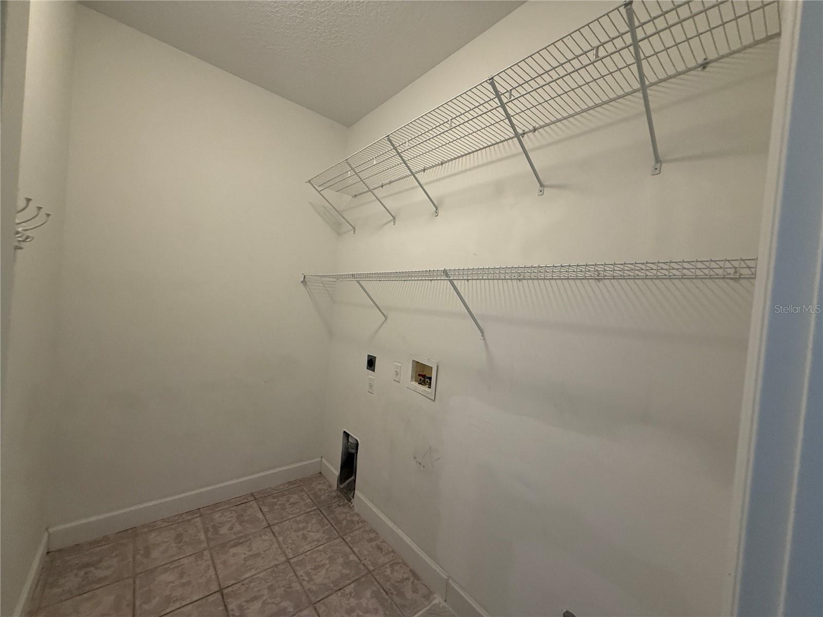 RIVERWALK VILLAGE CYPRESS BANKS SP E - Residential