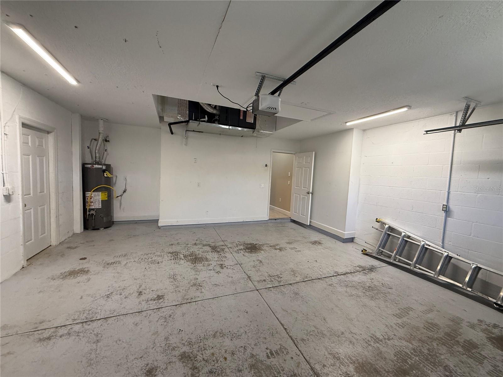 RIVERWALK VILLAGE CYPRESS BANKS SP E - Residential