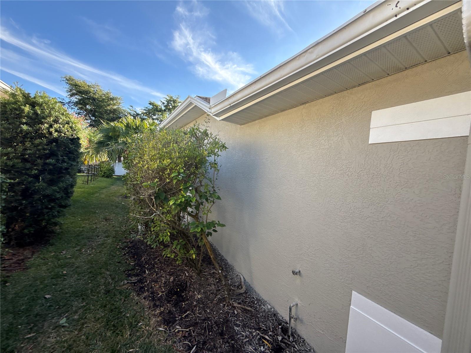 11102 HYACINTH PLACE