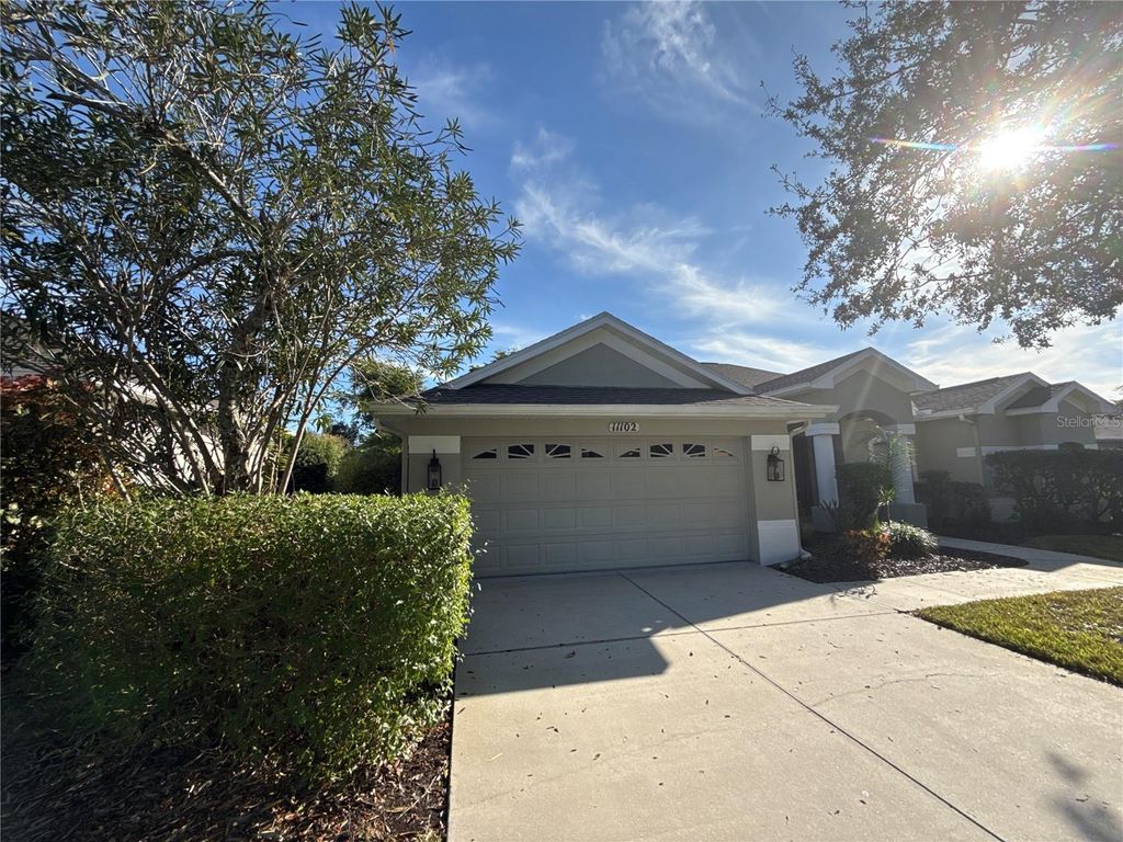 Photo of 11102 Hyacinth Place, Lakewood Ranch, FL 34202 (MLS # O6363294)