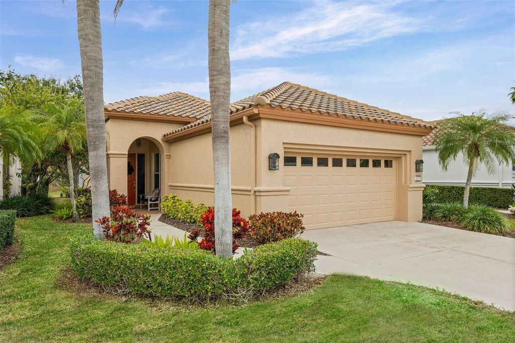 Photo of 3871 Alamanda Drive, Sarasota, FL 34238 (MLS # A4678168)