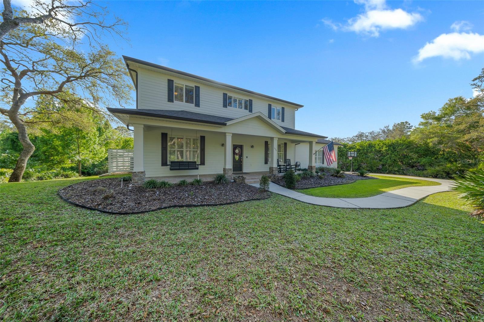 440 LAKE LENELLE DRIVE