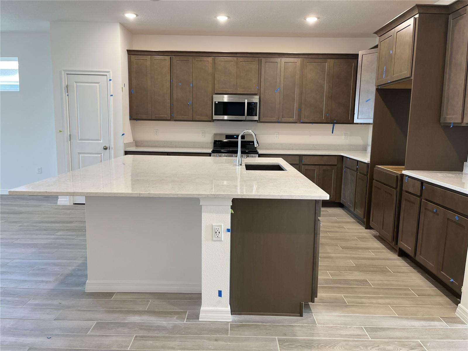 HIGHFIELD AT TWISTED OAKS - Residential