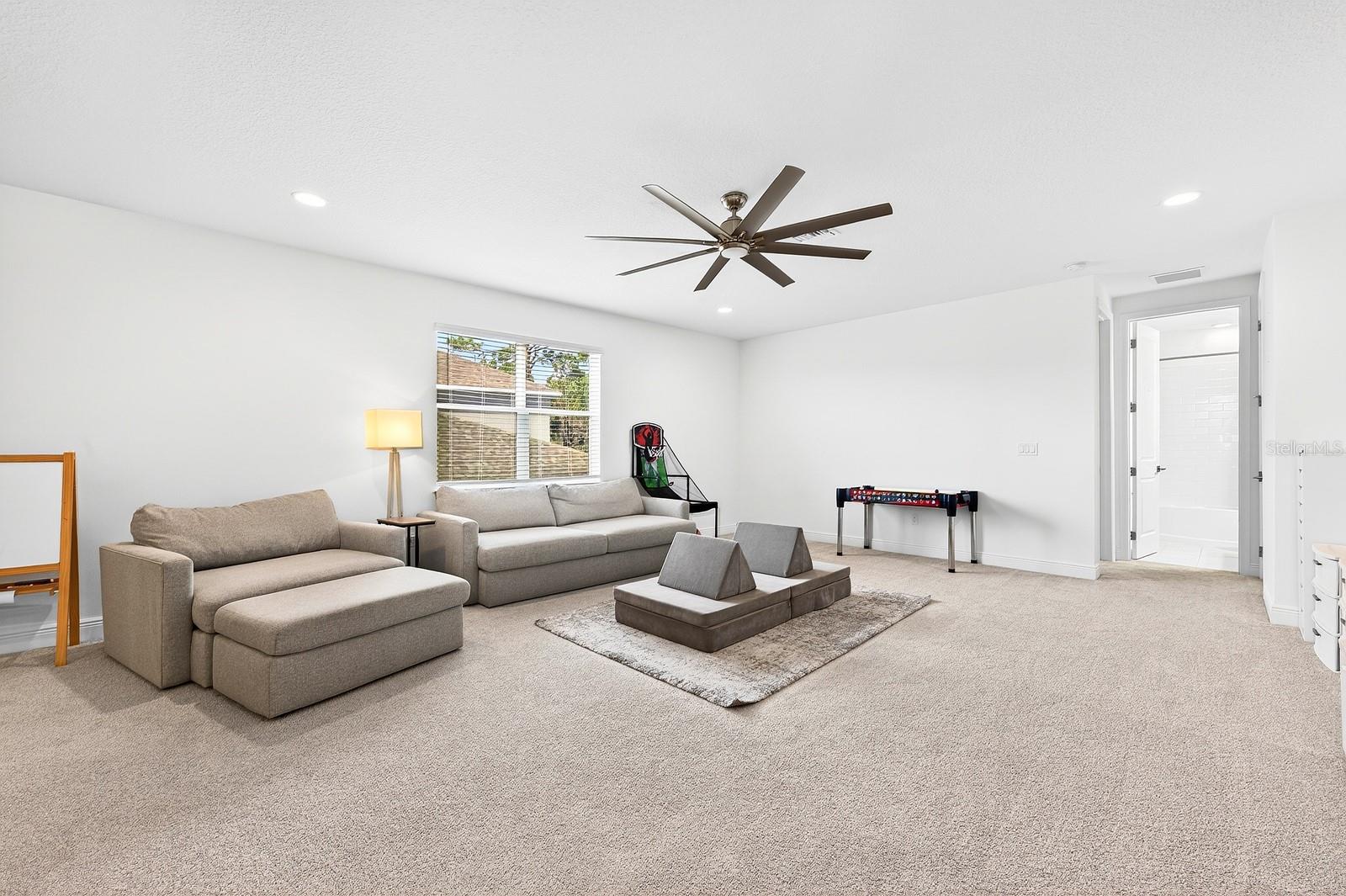 RIVINGTON PH 1D - Residential