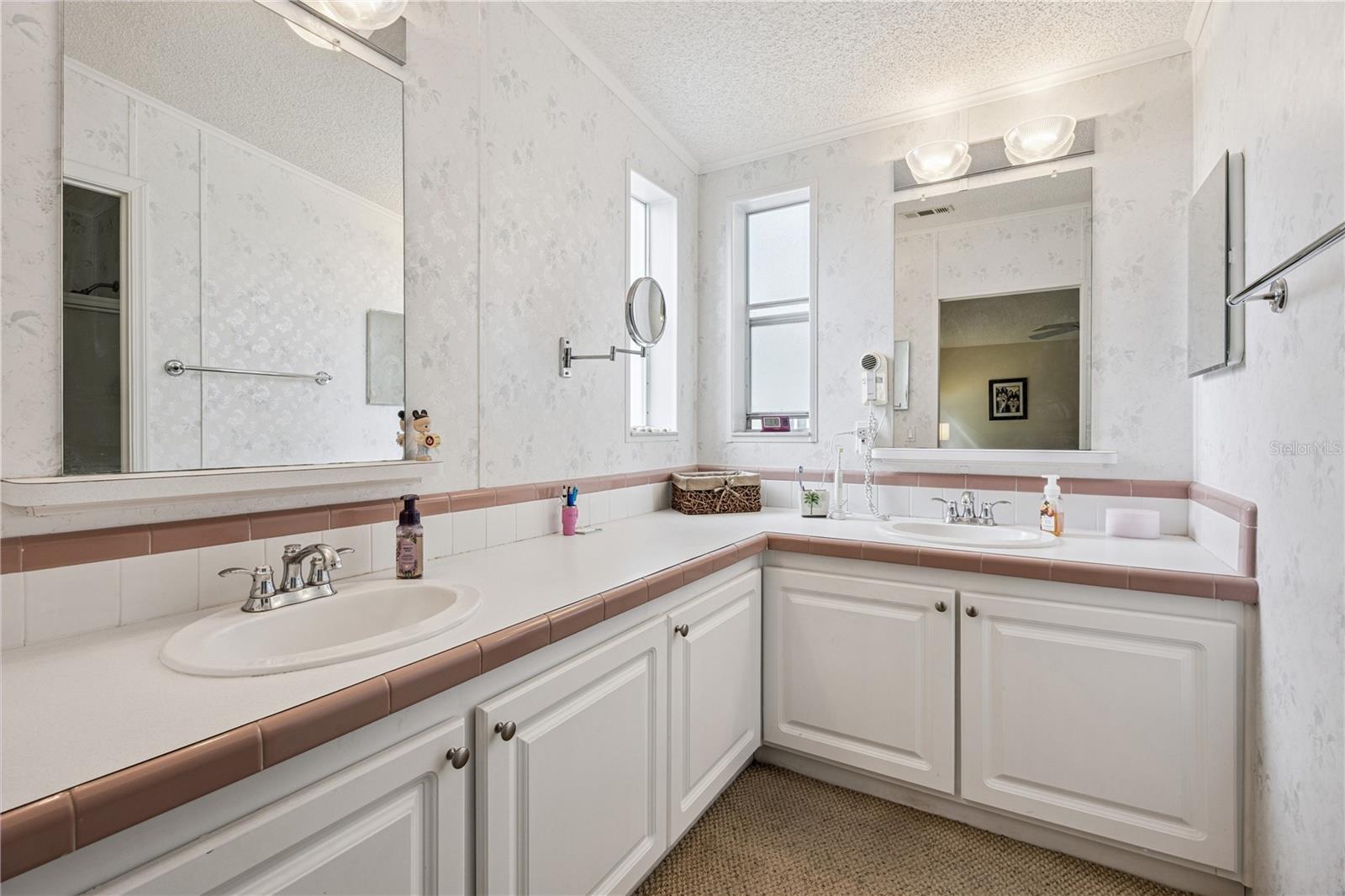 MOUNT OLIVE SHORES PH 05 - Residential