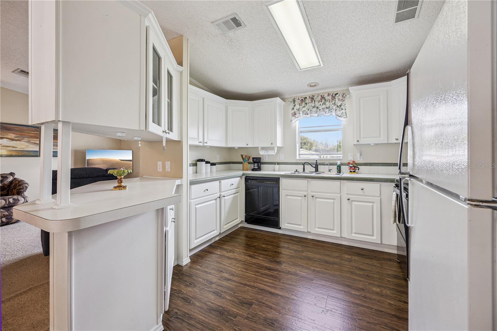 MOUNT OLIVE SHORES PH 05 - Residential