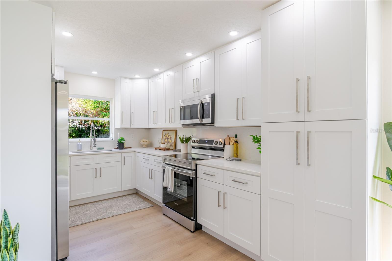 LAKEWOOD ESTATES SEC D - Residential