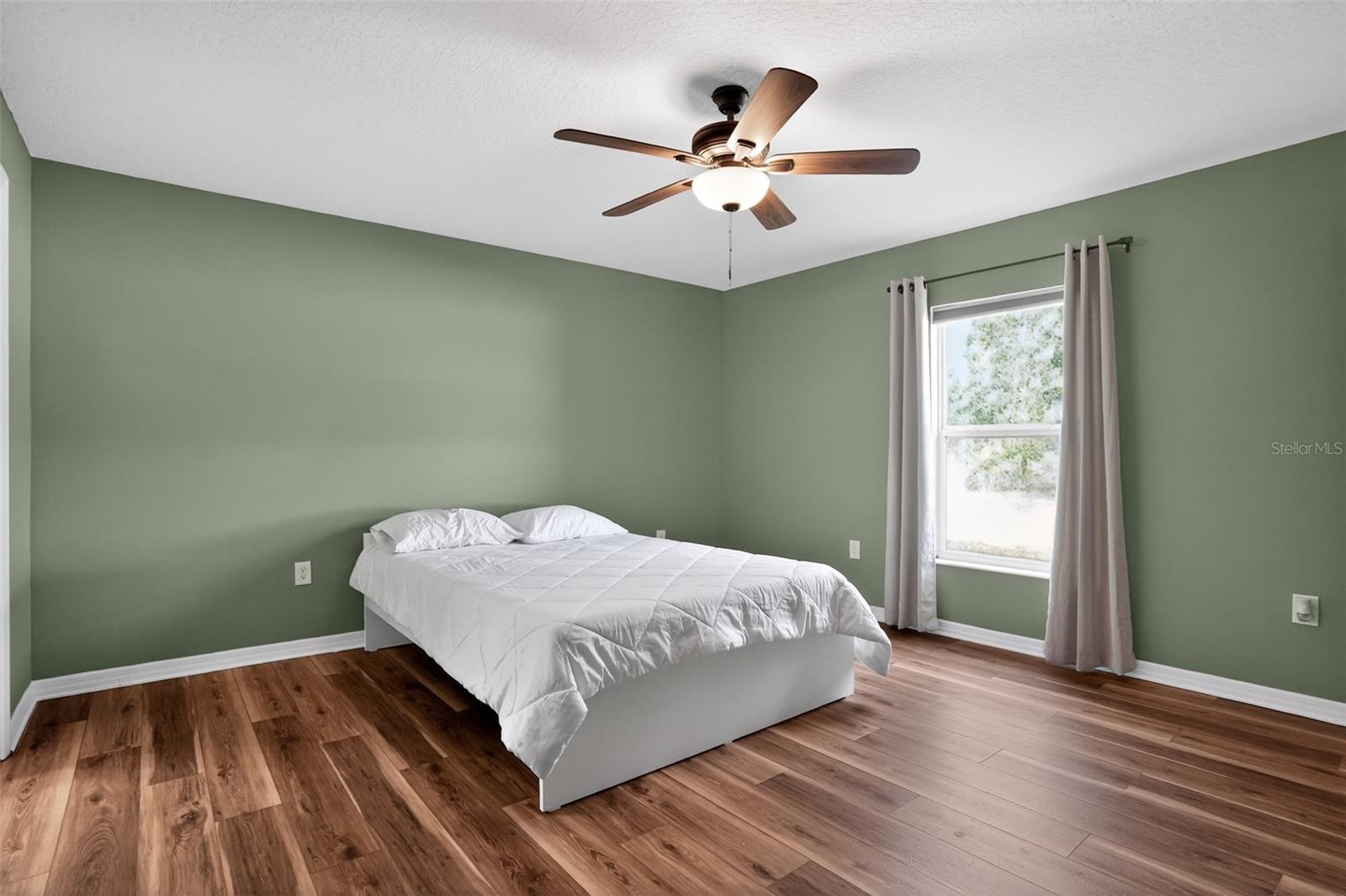 LOT 11 BLK 1610 DELTONA LAKES UNIT 62 MB 28 PGS 95 - Residential