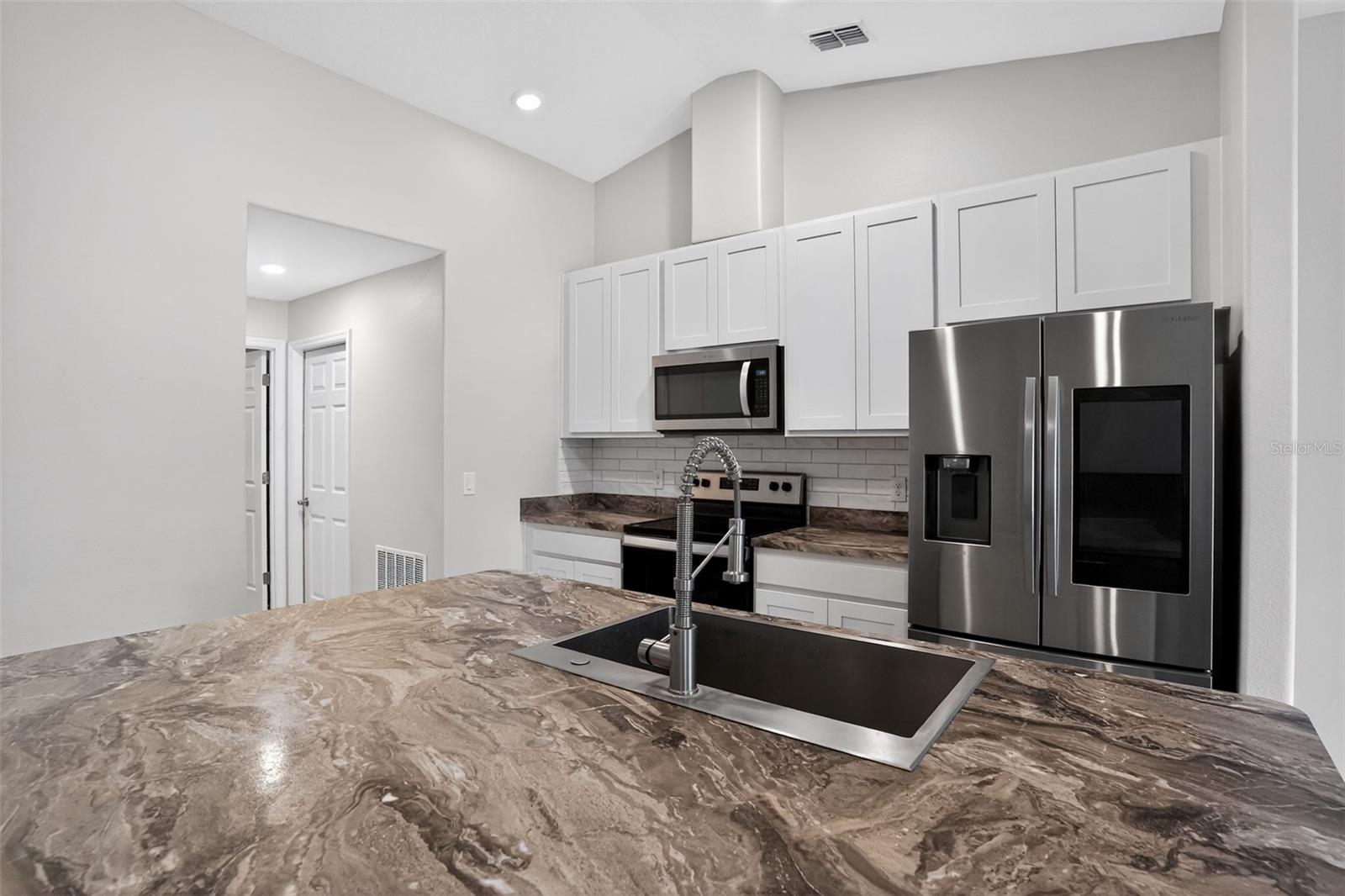 LOT 11 BLK 1610 DELTONA LAKES UNIT 62 MB 28 PGS 95 - Residential