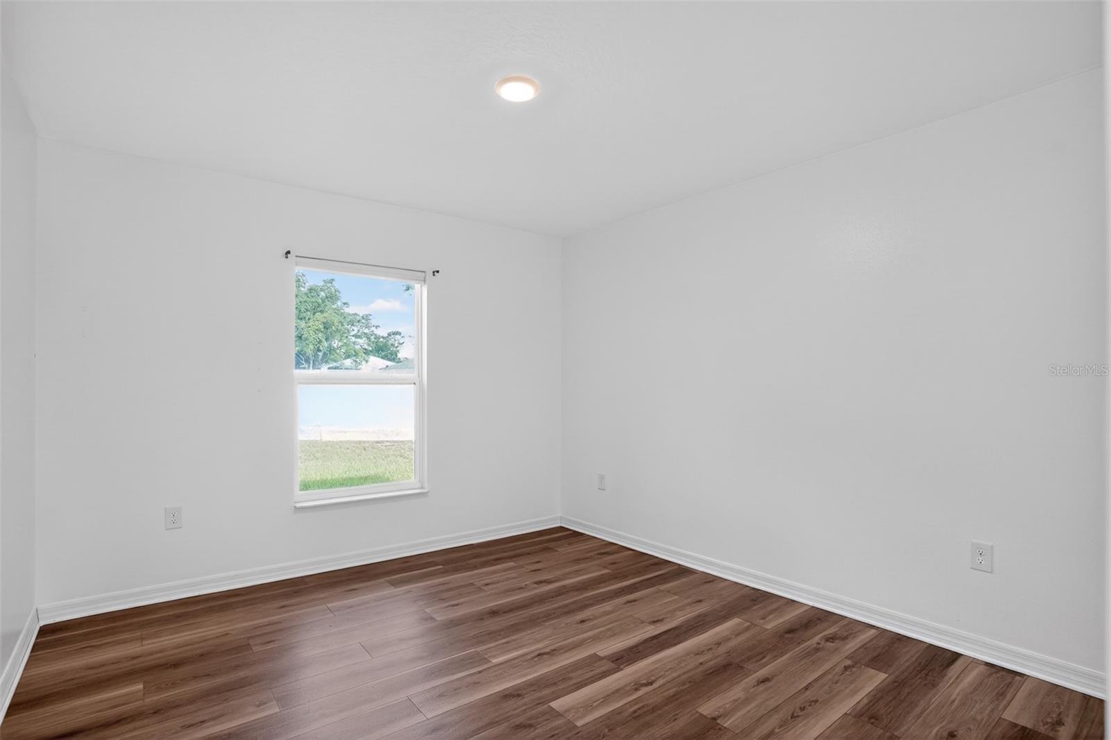 LOT 11 BLK 1610 DELTONA LAKES UNIT 62 MB 28 PGS 95 - Residential