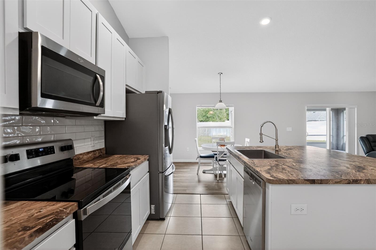 LOT 11 BLK 1610 DELTONA LAKES UNIT 62 MB 28 PGS 95 - Residential